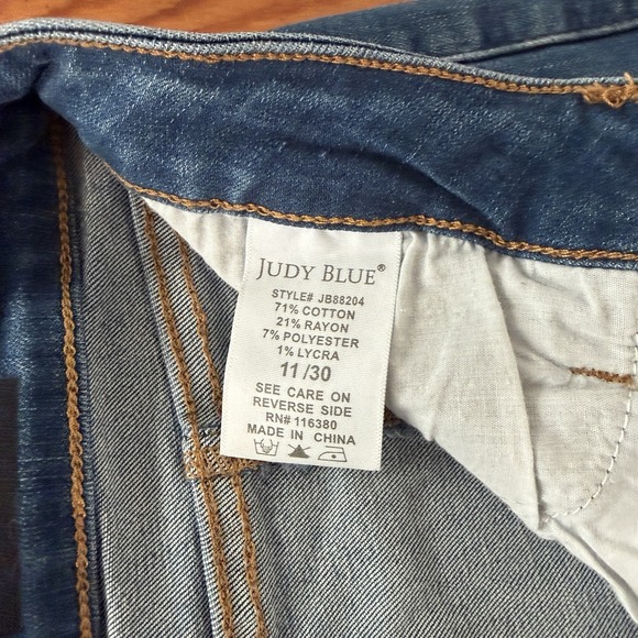 Judy Blue Super Flare Fit Jeans Raw Hem Womens 5/27 - Picture 9 of 10